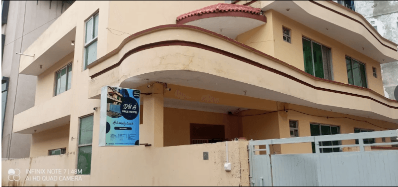 Dua Girls Hostel