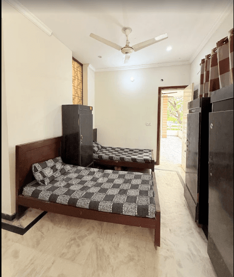 Continental Boys Hostel G-9/4, photo 2