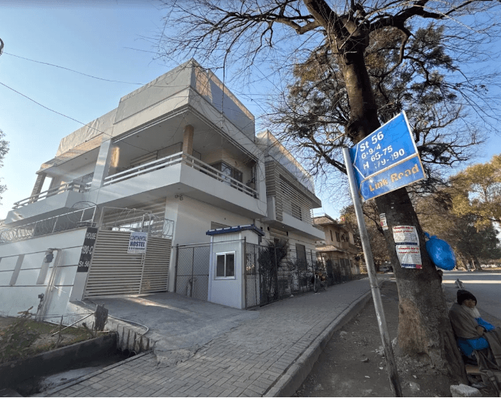 Continental Boys Hostel G-9/4, photo 1