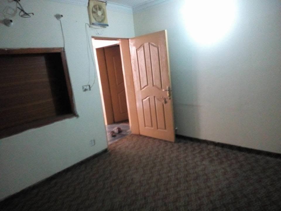 Five Star Boys Hostel Gulberg III, photo 4