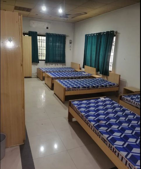 AA-Paragon Girls Hostel 3, photo 2
