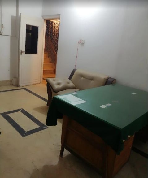 Mussarat Girls Hostel F-8, photo 2