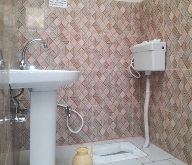 Lavish Boys Hostel Blue Area, photo 2