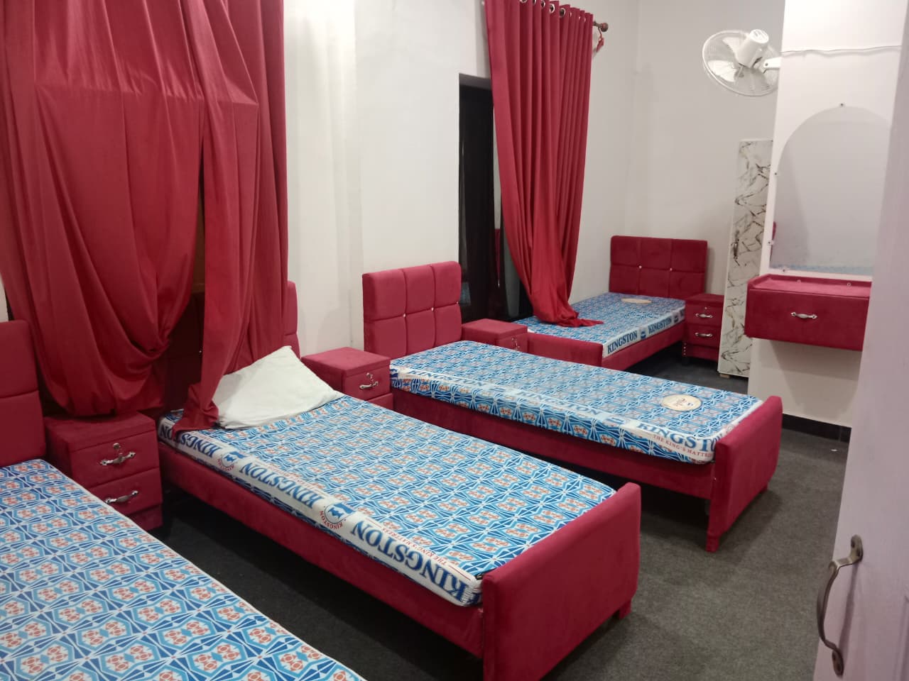 SAHAR Girls Hostel Satellite Town, photo 6