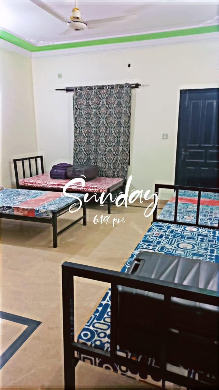 Second Home Girls Hostel G-13/2, photo 3
