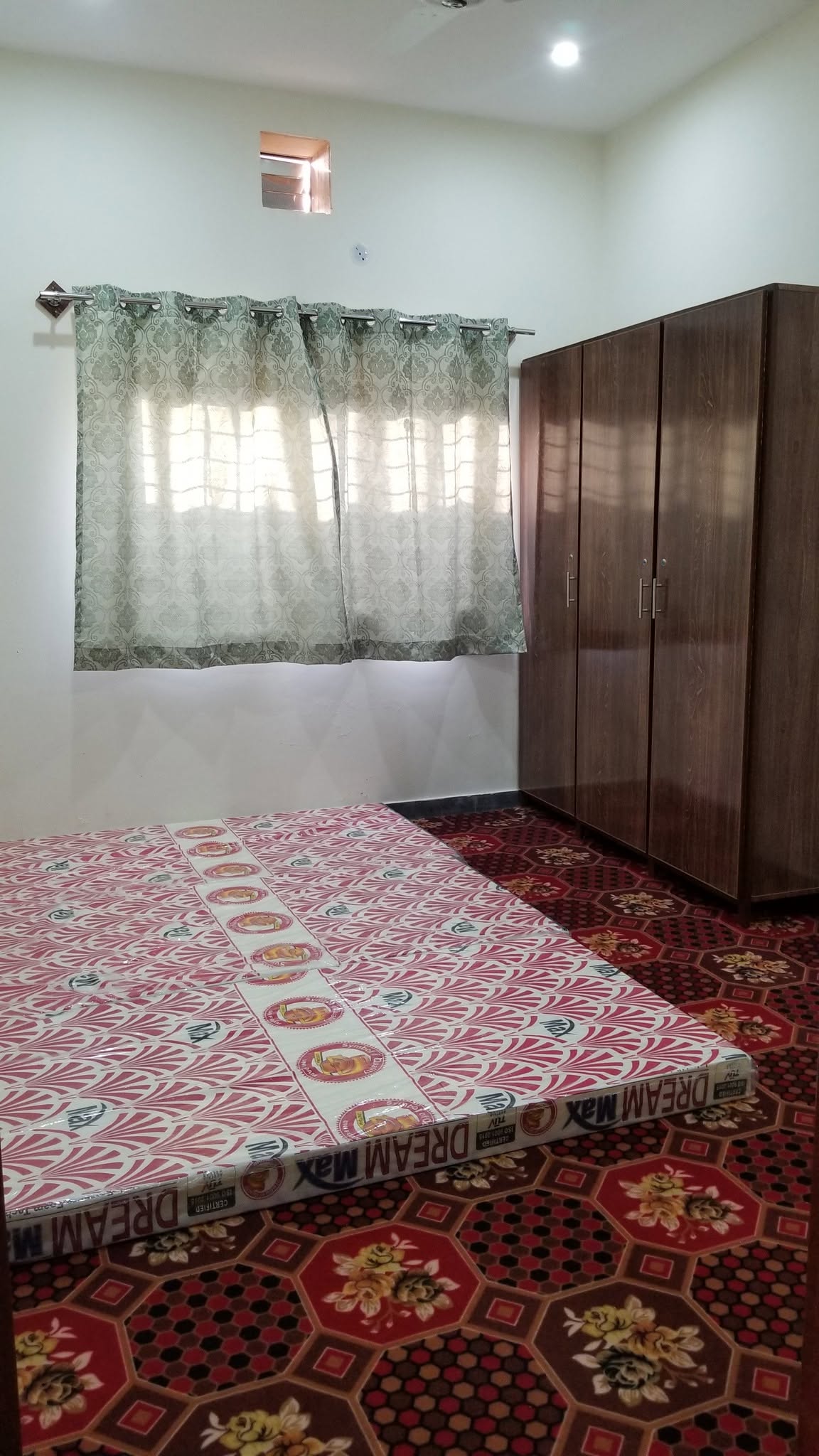 Dream Boys Hostel Bhubtian, photo 2