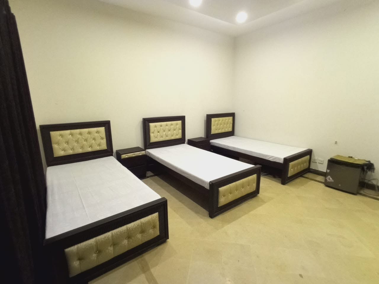 The Residencia Group of Boys Hostels (RBH) E-11/3, photo 2
