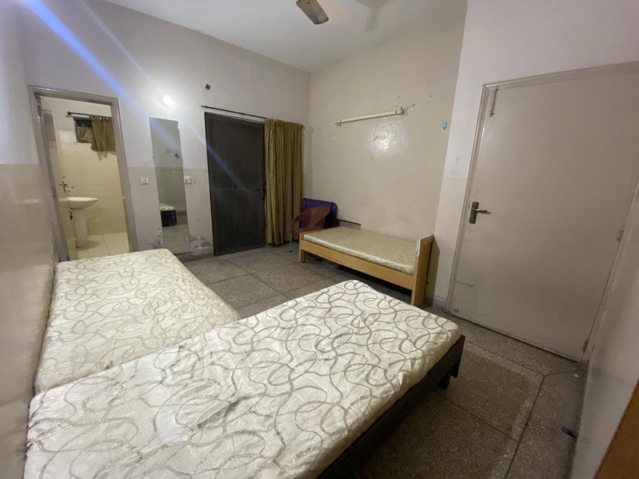 Hostel for Girls UMT Road, photo 4