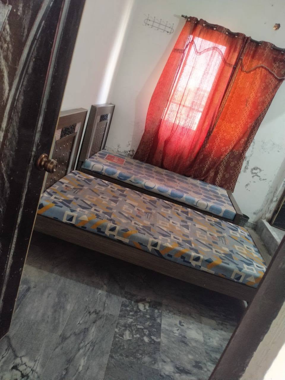 Al-Rasheed Boys Hostel (Akram Park, Gulberg III), photo 4