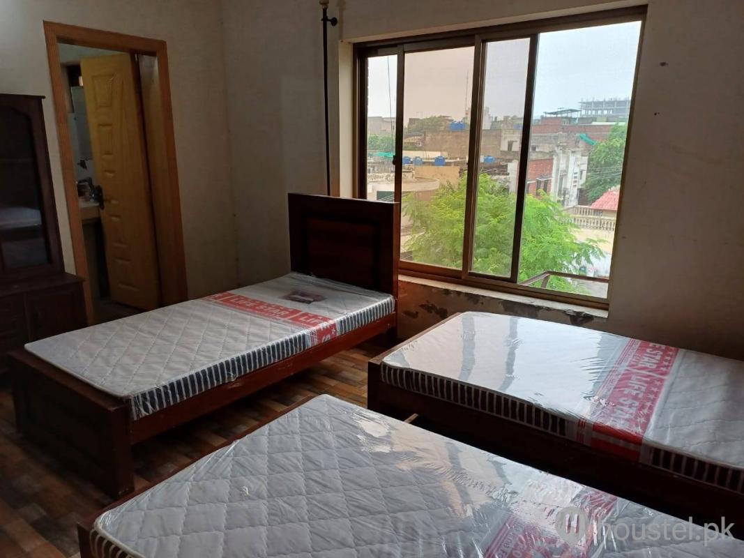 Al-Rasheed Girls Hostel Executive (Gurumangat Road)