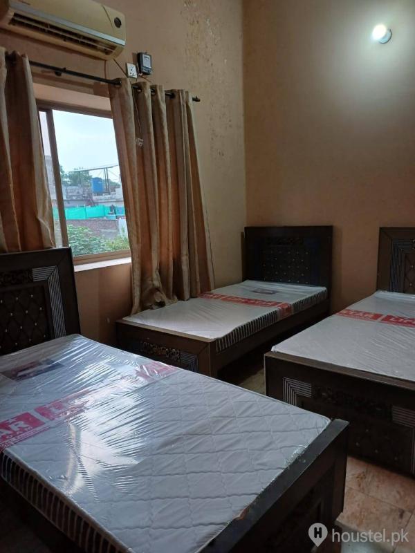 Al-Rasheed Girls Hostel Executive (Gurumangat Road), photo 2