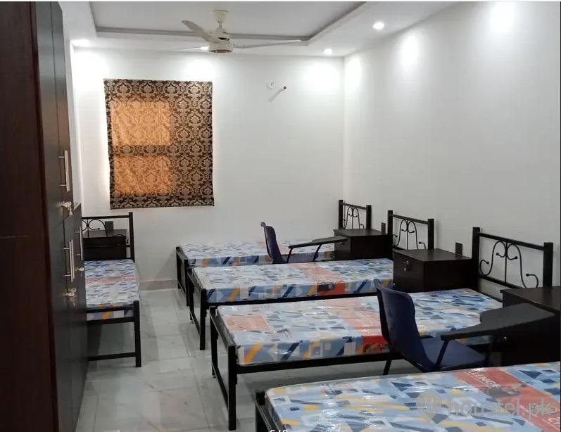 Nayab Square Boys Hostel (Sadaat Town, near LUMS), photo 5