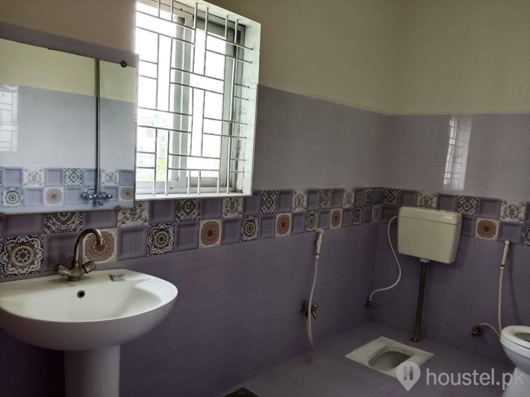 Sumaira Girls Hostel (LDA Avenue 1, near COMSATS), photo 5