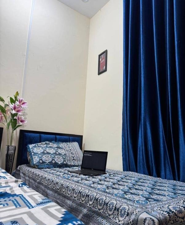 Eshal Residency for Girls (Garden Town), photo 3