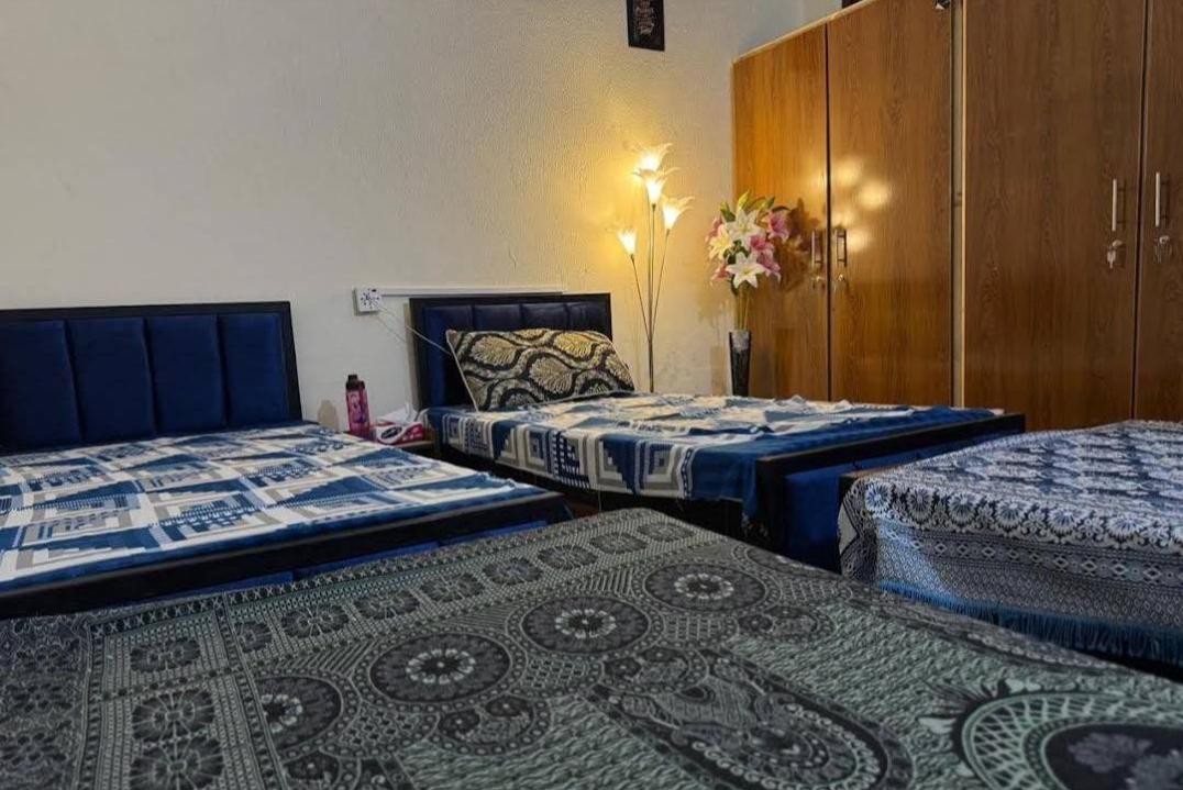 Eshal Residency for Girls (Garden Town), photo 8