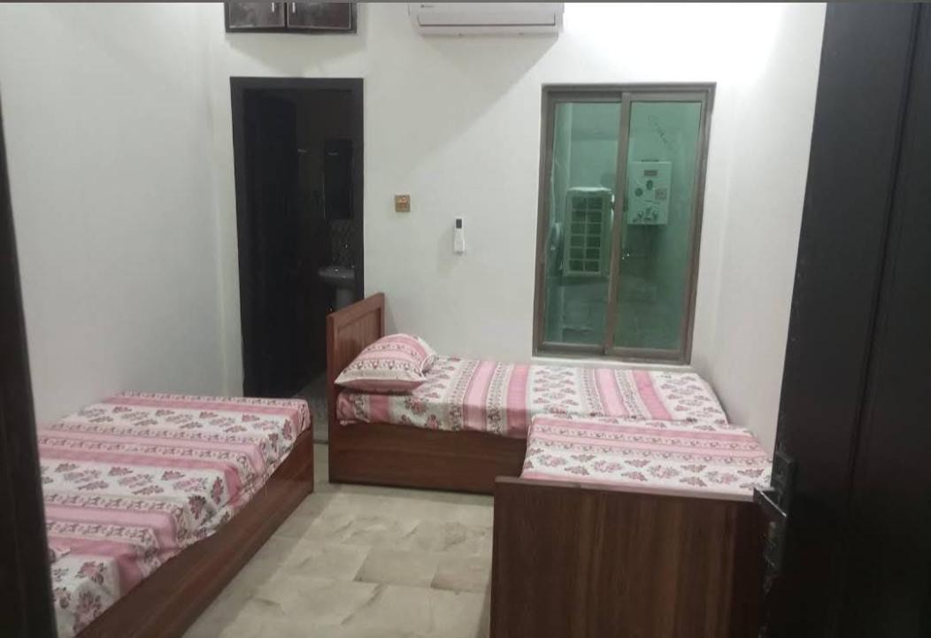 Takbeer Boys Hostel (Gulberg II), photo 3