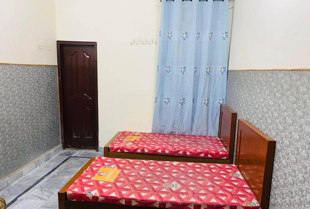 The Scholars' Group of Hostels (Jinnah Park, Gulberg II), photo 2