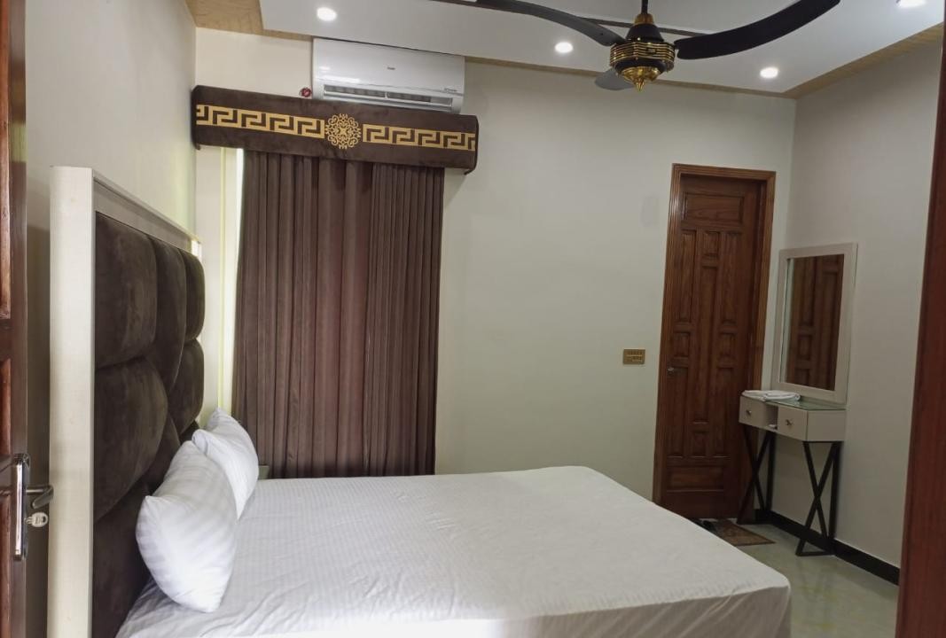 Ghafoor Boys Hostel (College Road, Township), photo 6