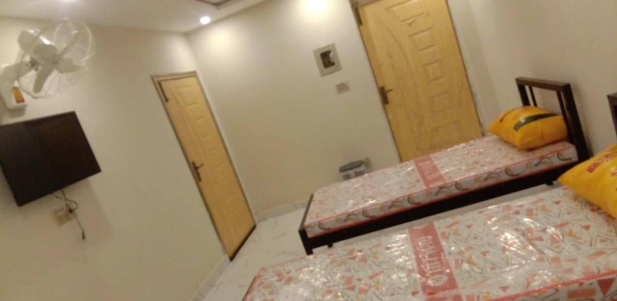 Rehma Professional Girls Hostel (Davis Road)