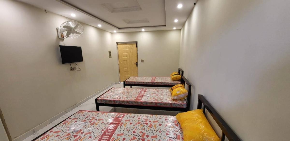 Rehma Professional Girls Hostel (Davis Road), photo 2