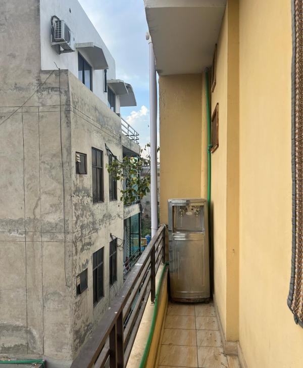 DIVINE Hostel (Muslim Town)