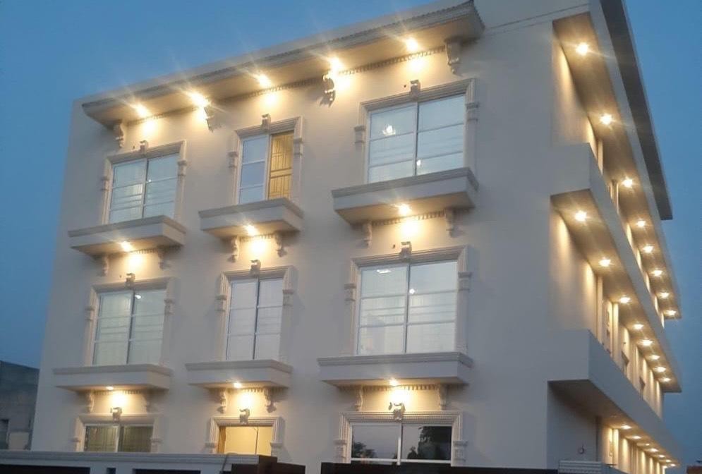 Chase Girls Hostel (Defence Road)