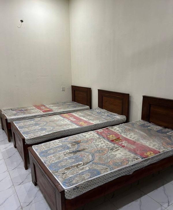 Chaudhary Boys Hostel 586 (Airline Society)