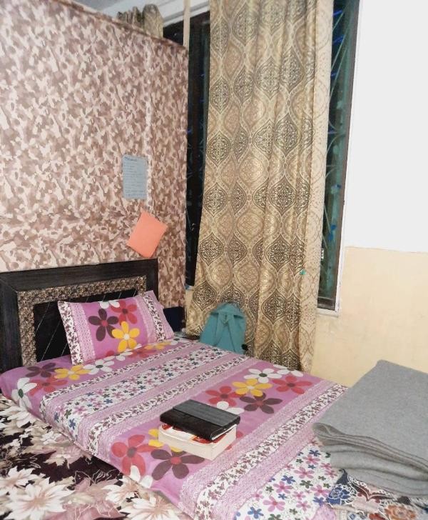 Al Madni Girls Hostel (Allama Iqbal Town)