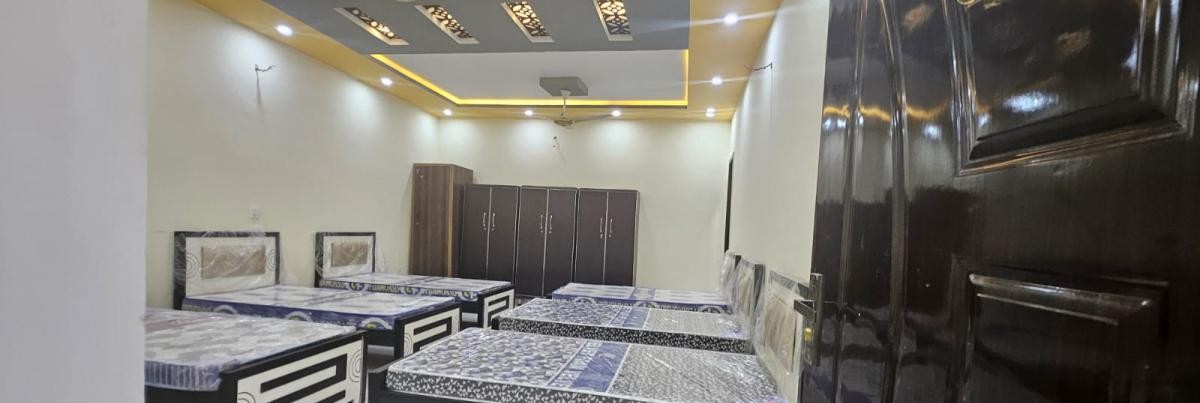London Boys Hostel (Chinar Bagh), photo 2