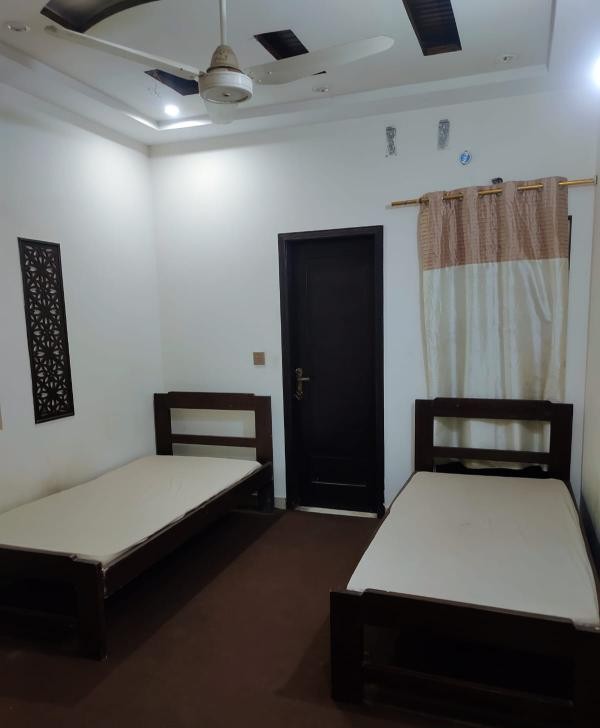 The Best Girls Hostel (PIA Main Boulevard), photo 2