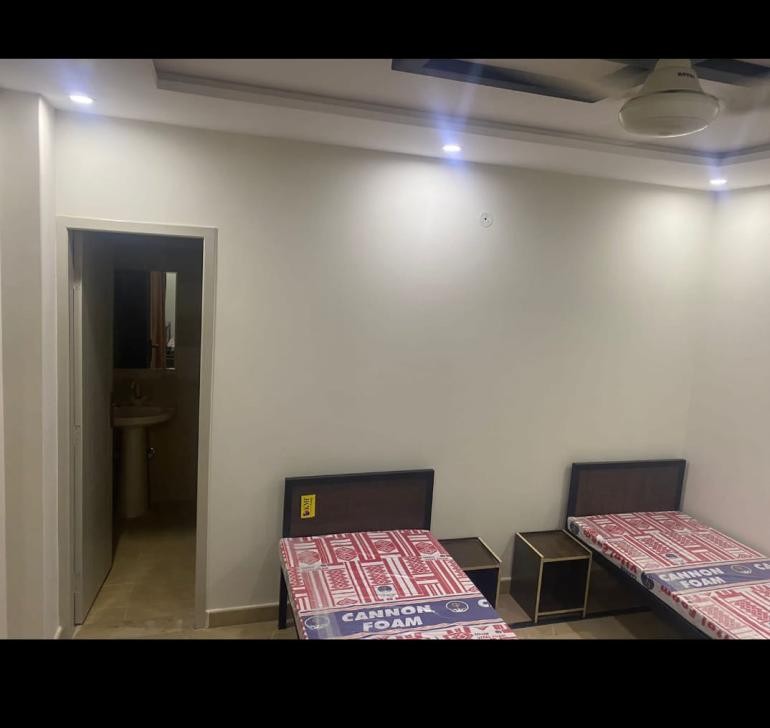 Izhan Boys Hostel (Airline Housing Society), photo 3