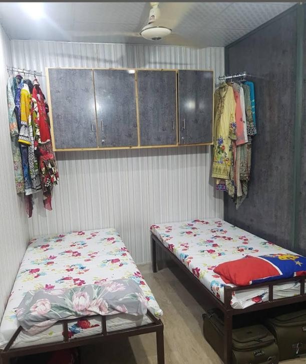 Red Rose Girls Hostel (Old Muslim Town)