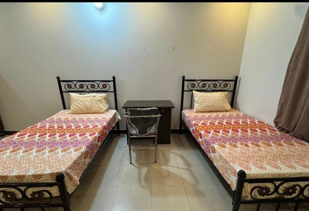 Eden Elite Girls Hostel (Johar Town)