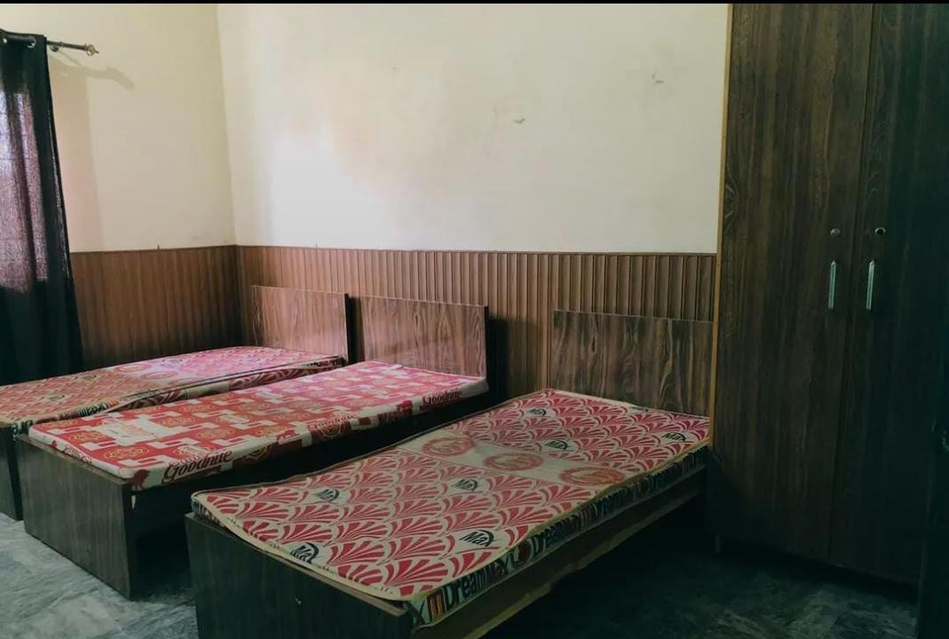 Ayesha Amal Girls Hostel (Mohafiz Town), photo 4