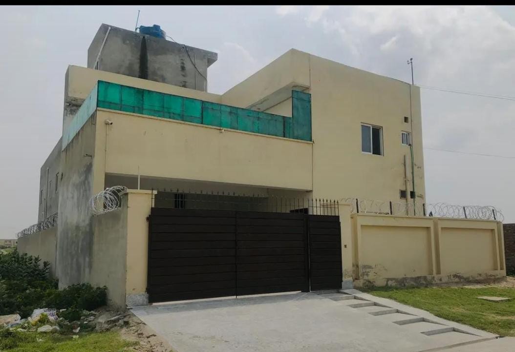 Ayesha Amal Girls Hostel (Mohafiz Town), photo 3