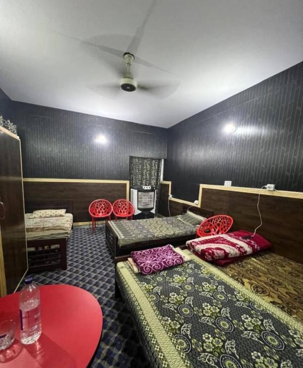 Jr Accommodations (Model Town Ext.), photo 4