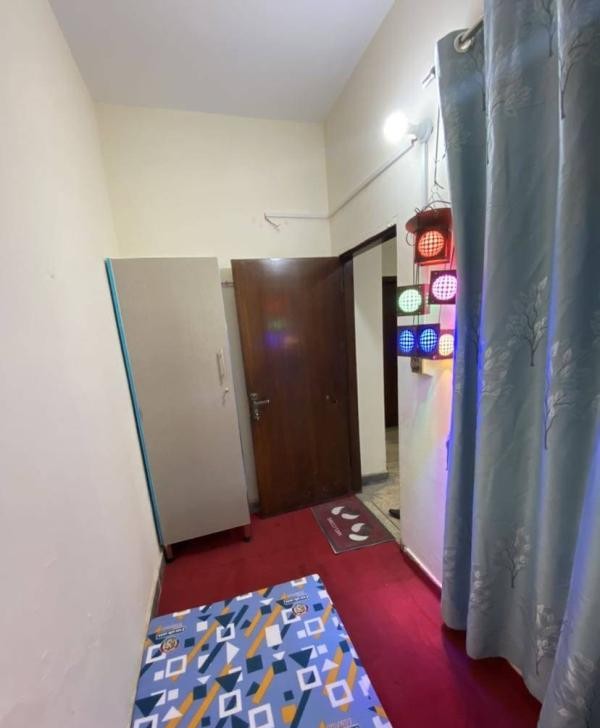 Red Rose Group of Hostels (Garden Town), photo 2