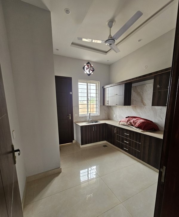 Sherazi Hostel (Bahria Orchard), photo 3