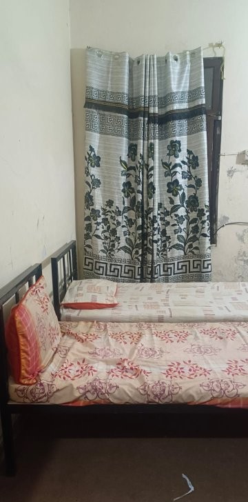 Madeeha Girls Hostel (Old Muslim Town)