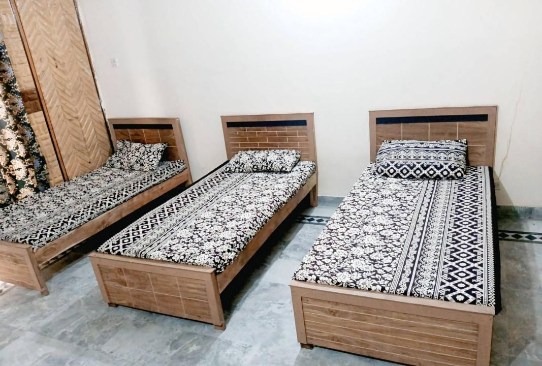 Luxury Living Boys Hostel (I-8 Markaz), photo 4