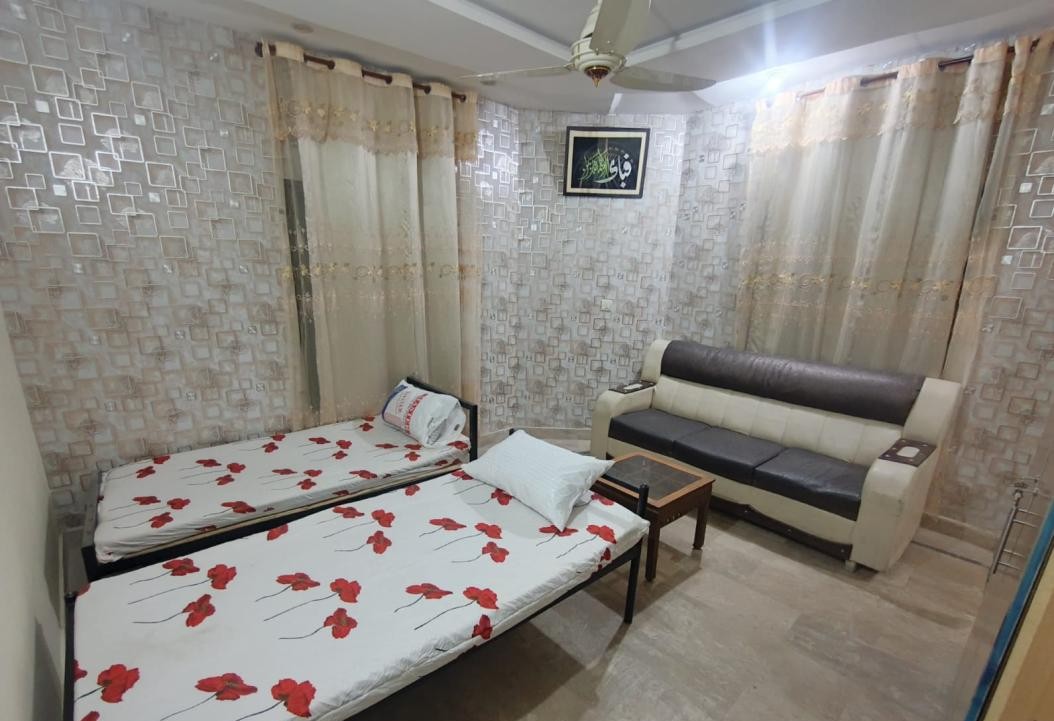 Alnoor Girls Hostel (Johar Town)