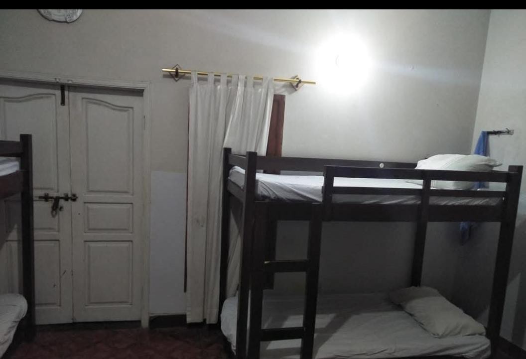 TSR Hostel (Gulshan-e-Iqbal)