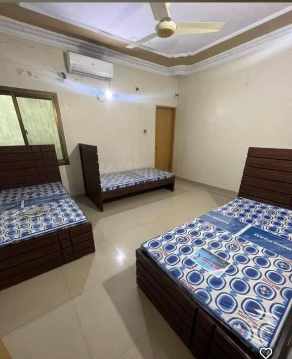 Zainab Girls Hostel Branch 4 (Defence View Society)