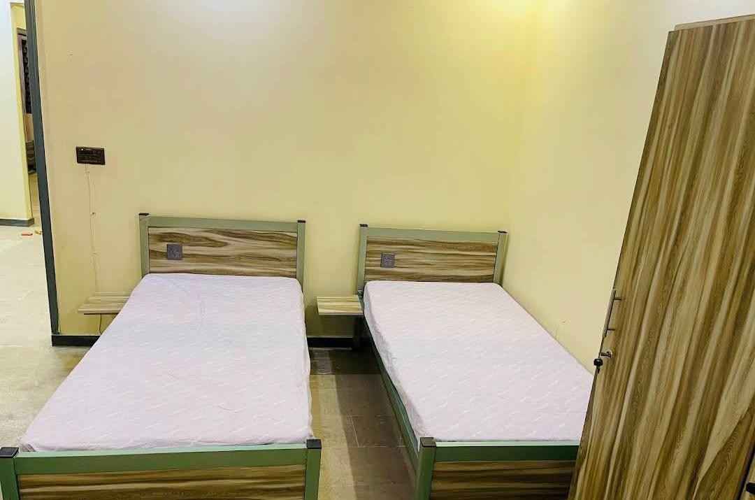 Professional Stay Boys Hostel (Defence View Society), photo 3