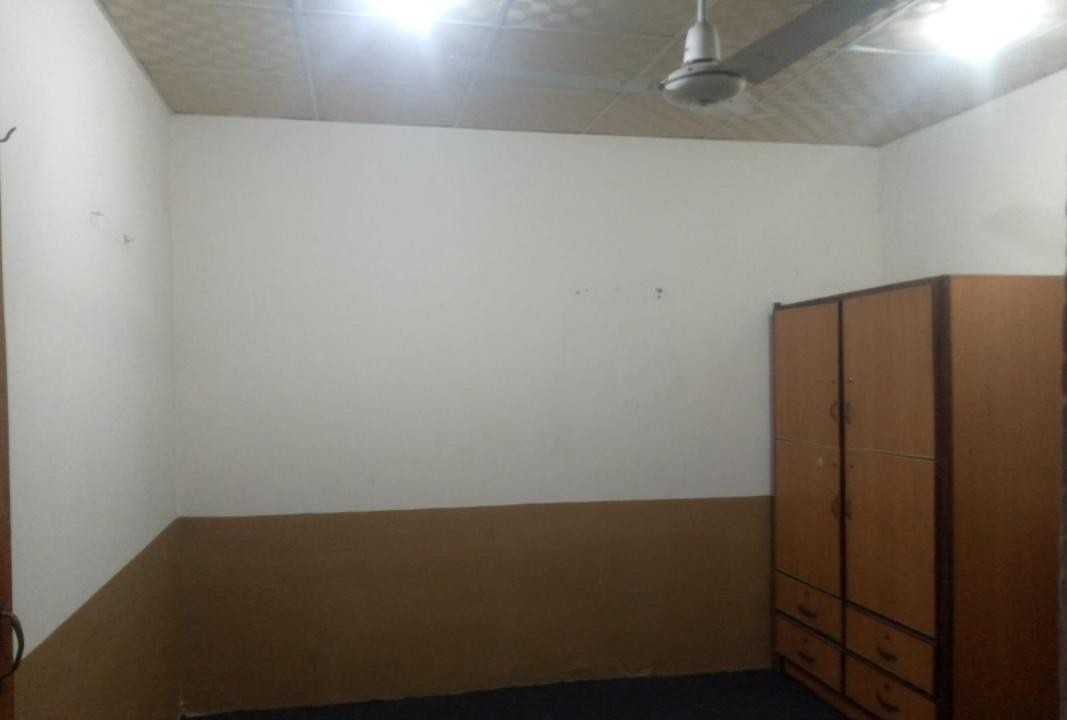 City Boys Hostel (Gulberg Road)