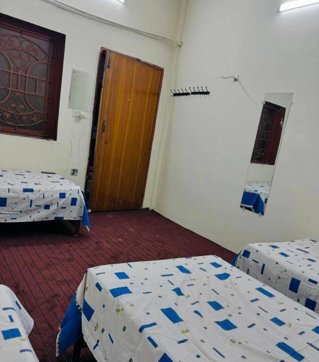 Al Arooj Girls Hostel (Gulgasht Colony), photo 3