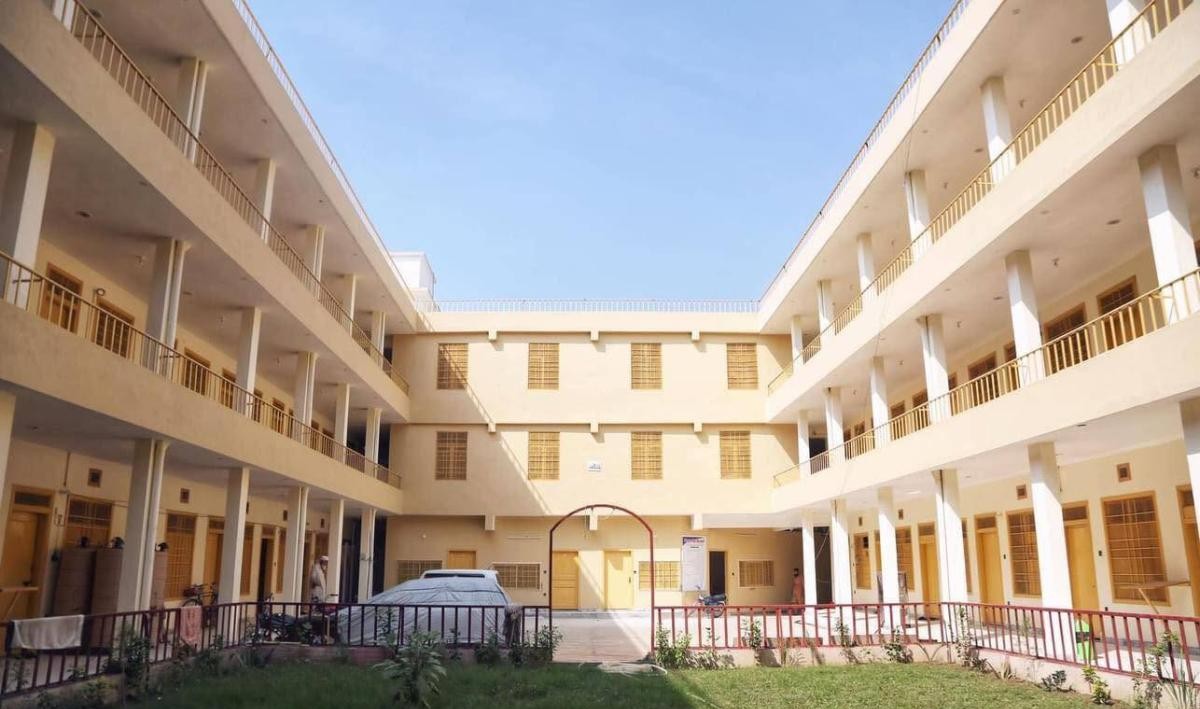 Imperial Boys Hostel (Jahangirabad)