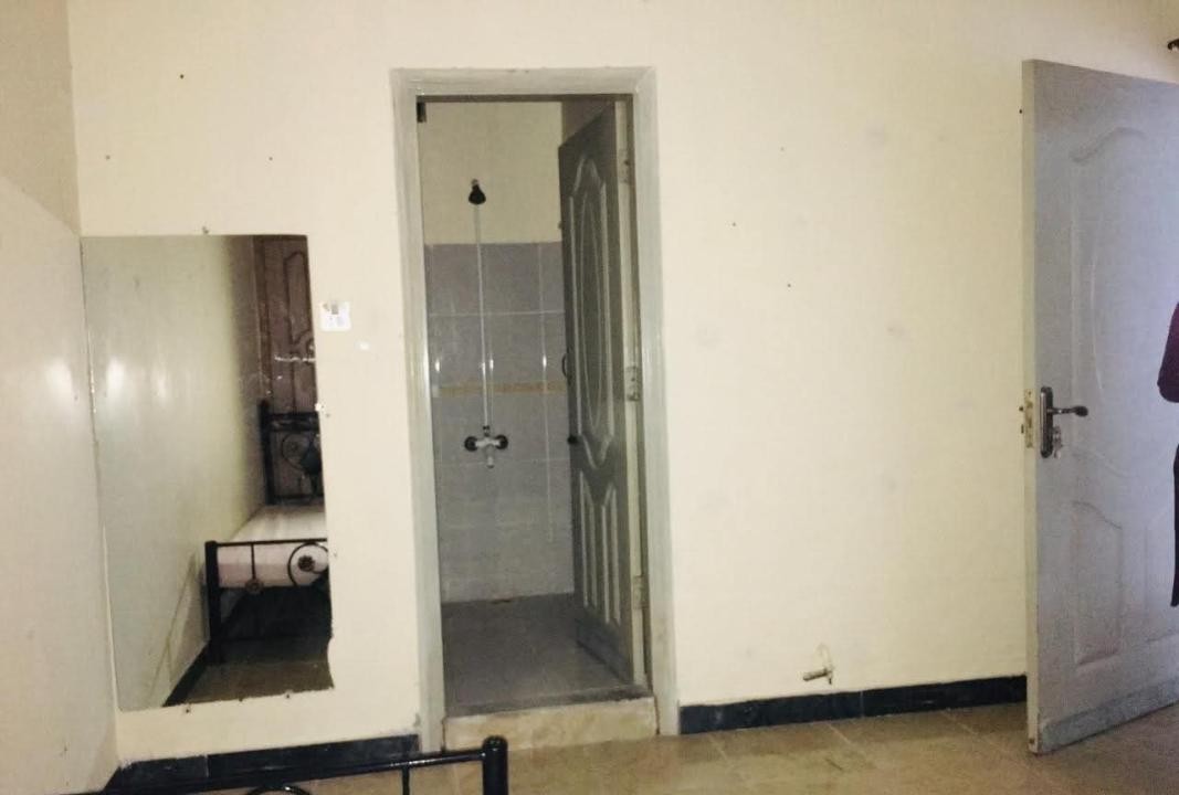 Fatima Girls Hostel (Karakoram Highway), photo 4
