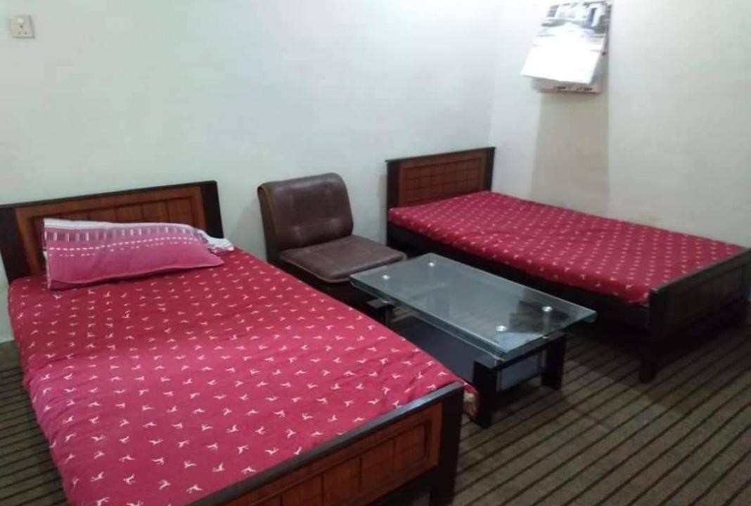 City Executive Hostel For Boys & Professionals (Yazman)