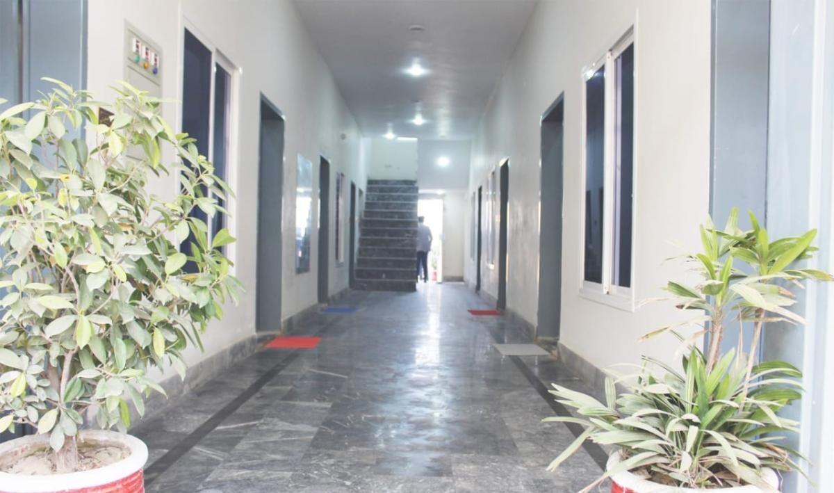 Doctors Inn Girls Hostel (Shakarghar Road), photo 5
